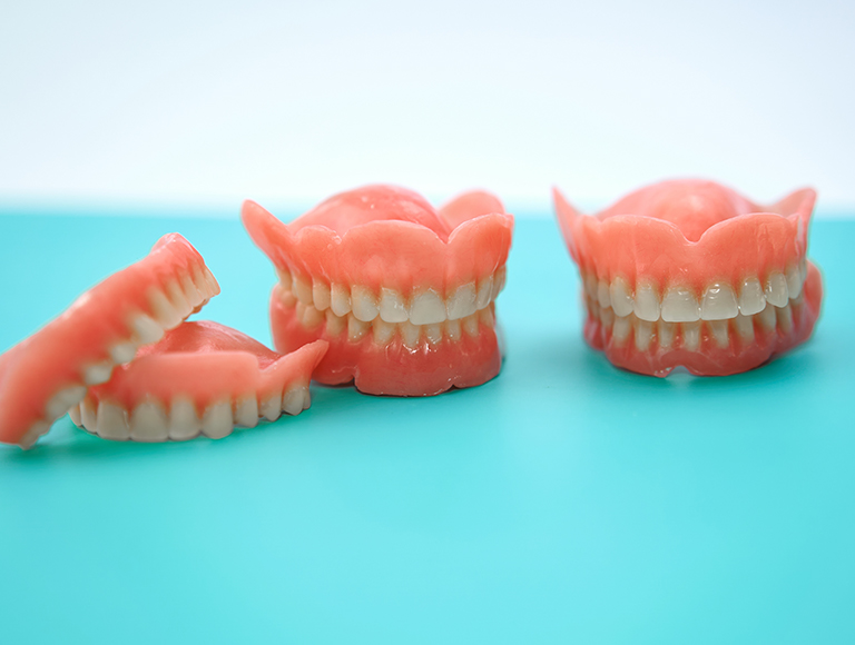 Dentures Image